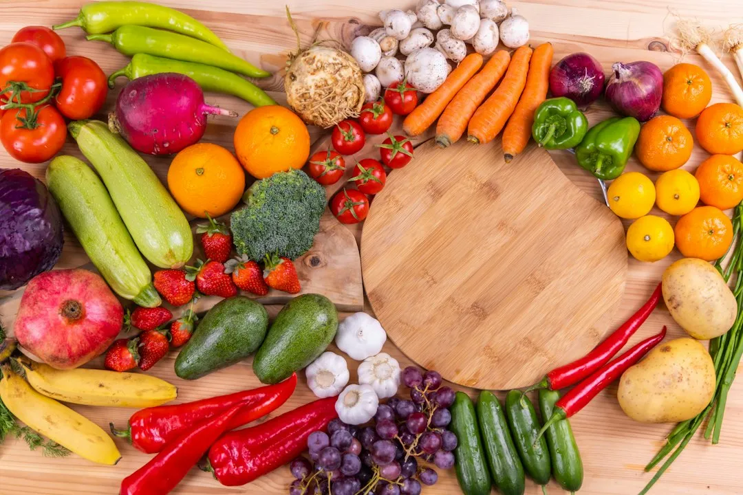The "Fresh" Illusion at the Grocery Store (Image Credits: Unsplash)