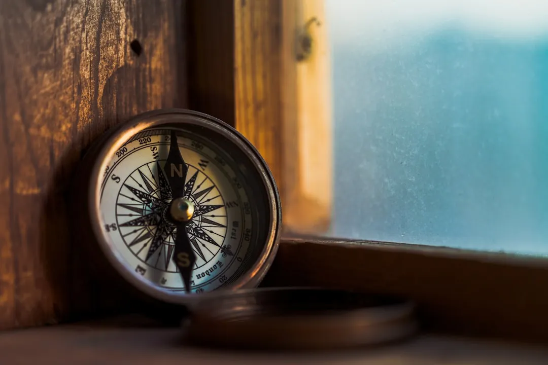 Rule 4: Never Rely Solely on Your Phone for Navigation (Image Credits: Unsplash)