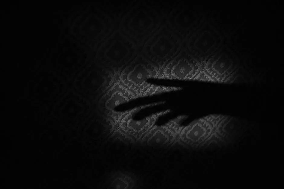 Dark Patterns: Manipulation Built Into the Interface (Image Credits: Pexels)