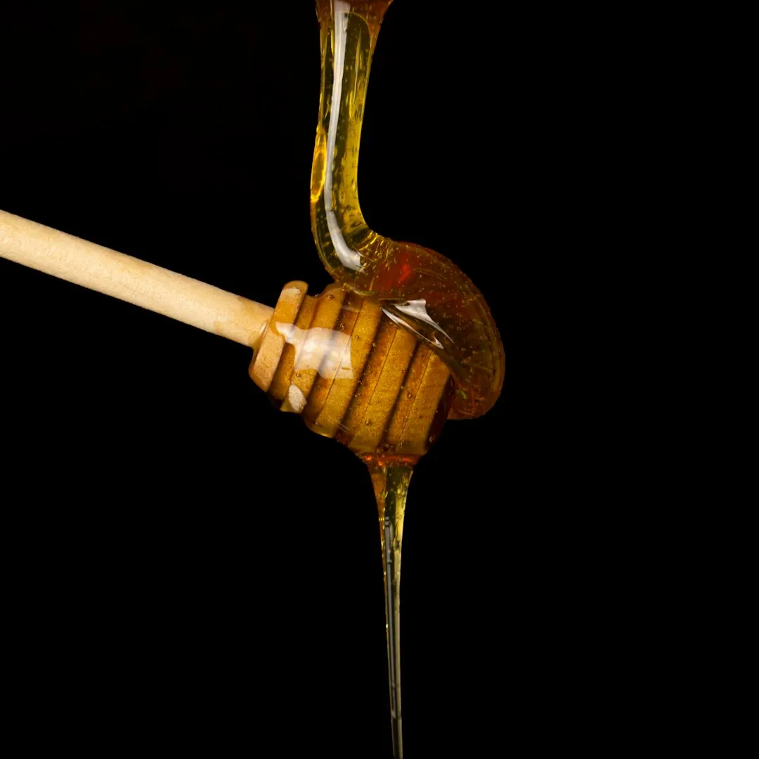 6. Honey: Supporting Alcohol Clearance (Image Credits: Unsplash)