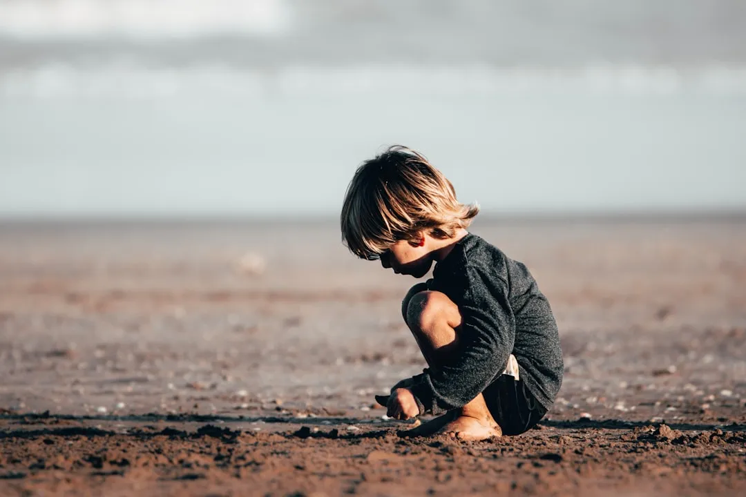 Children's Spines Are Particularly Vulnerable (Image Credits: Unsplash)