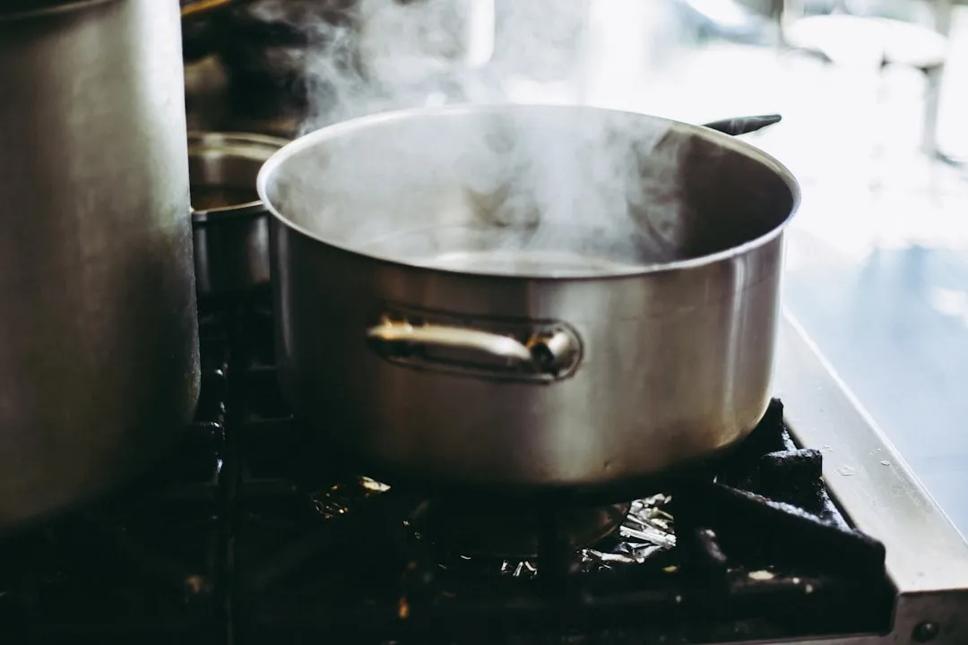 The Big Pot Problem Nobody Talks About (Image Credits: Unsplash)