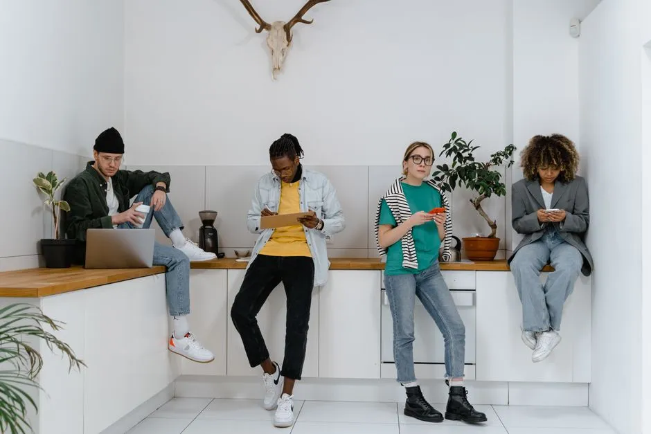 Millennials and Gen Z Are Reshaping Who Buys Antiques (Image Credits: Pexels)