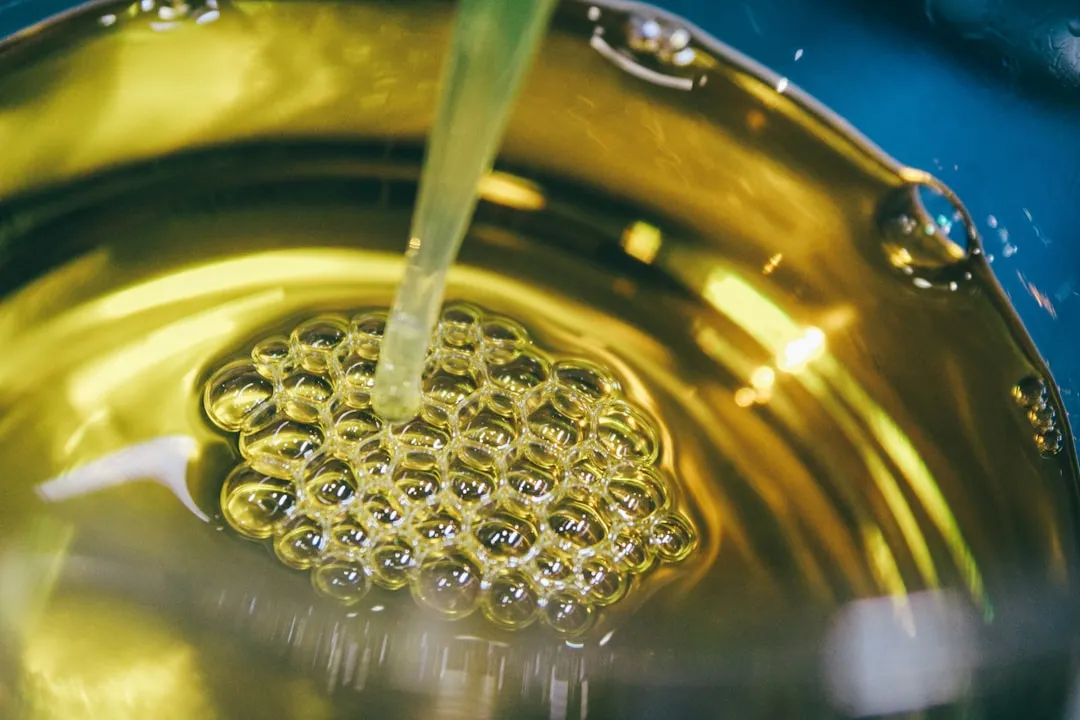Slightly Aged Oil Actually Tastes Better (Image Credits: Unsplash)