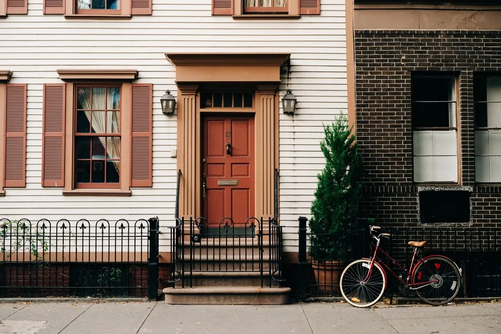 The Door-to-Door Installation Scam (Image Credits: Rawpixel)