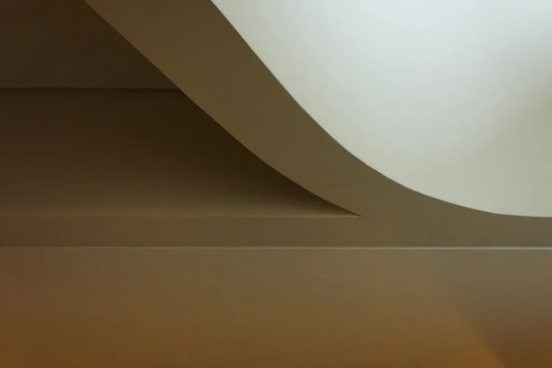 Curves and Shapes Signal Safety (Image Credits: Unsplash)