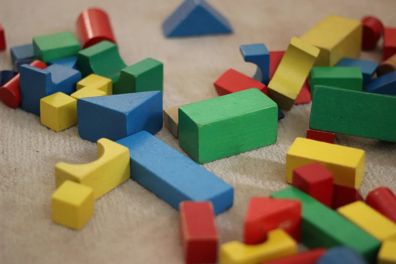 Clutter Raises Cortisol Levels (Image Credits: Pixabay)