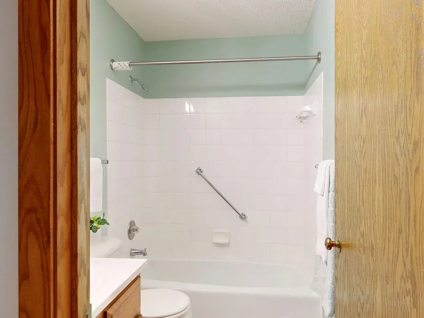 Grab Bars That Were Considered "Ugly" (Image Credits: Pexels)