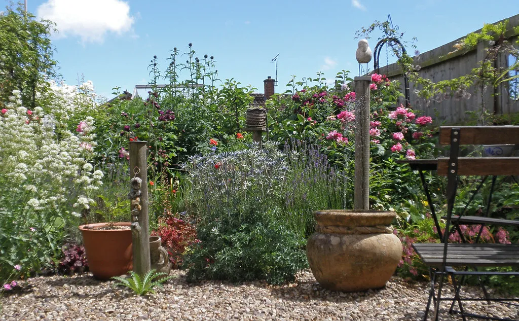 Keep Maintenance Simple and Seasonal (amandabhslater, Flickr, CC BY-SA 2.0)