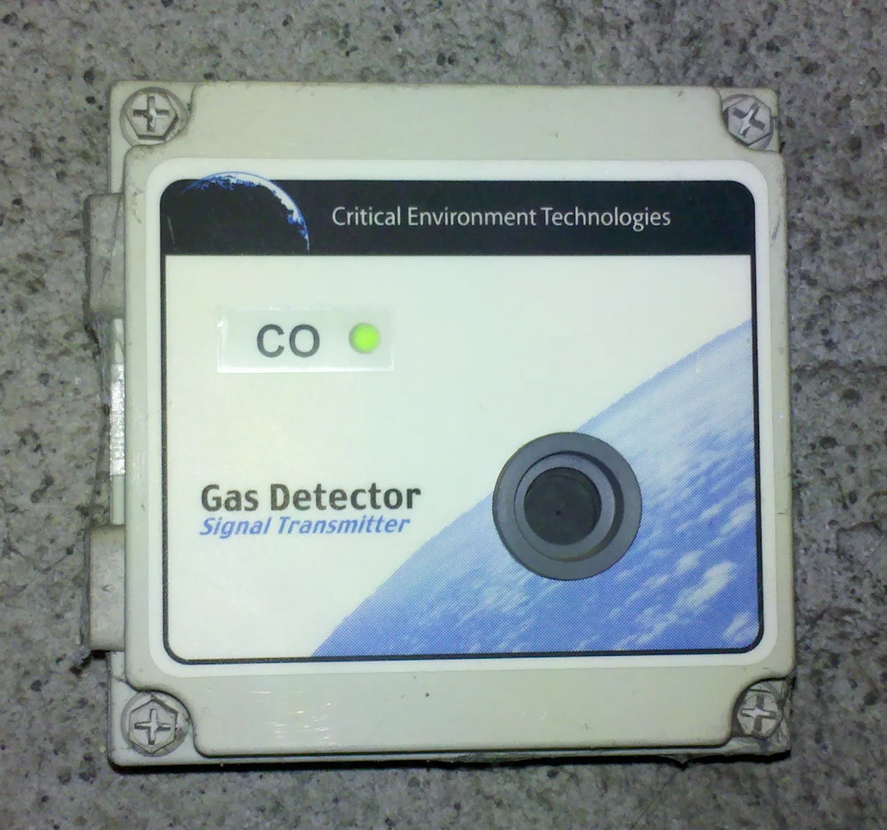 Why Carbon Monoxide Is So Uniquely Dangerous (By 384, CC BY-SA 4.0)