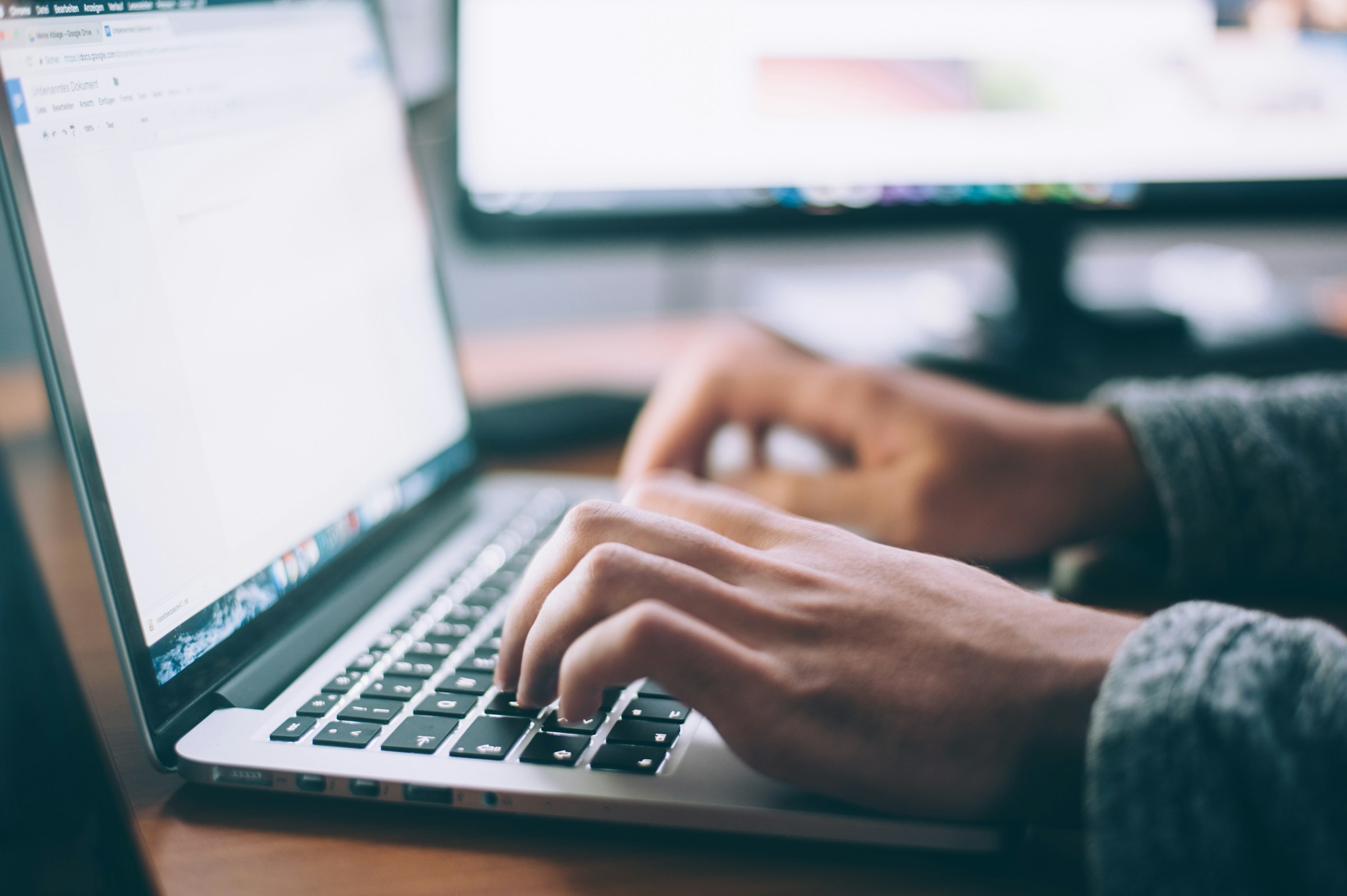 Why Your Wi-Fi Slows Down at the Exact Same Time Every Night