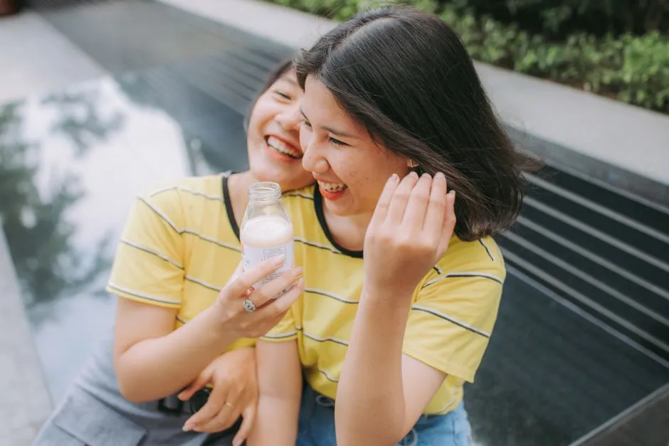 Laughing the Same Way Signals a Shared Worldview (Image Credits: Pexels)