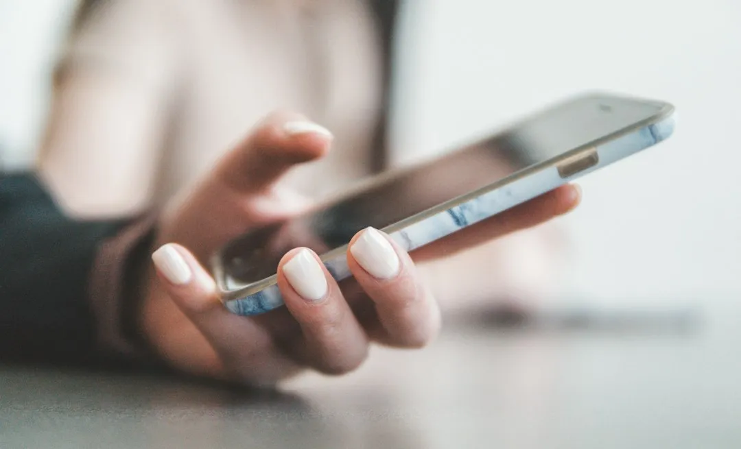 How the Scam Unfolds, Step by Step (Image Credits: Unsplash)