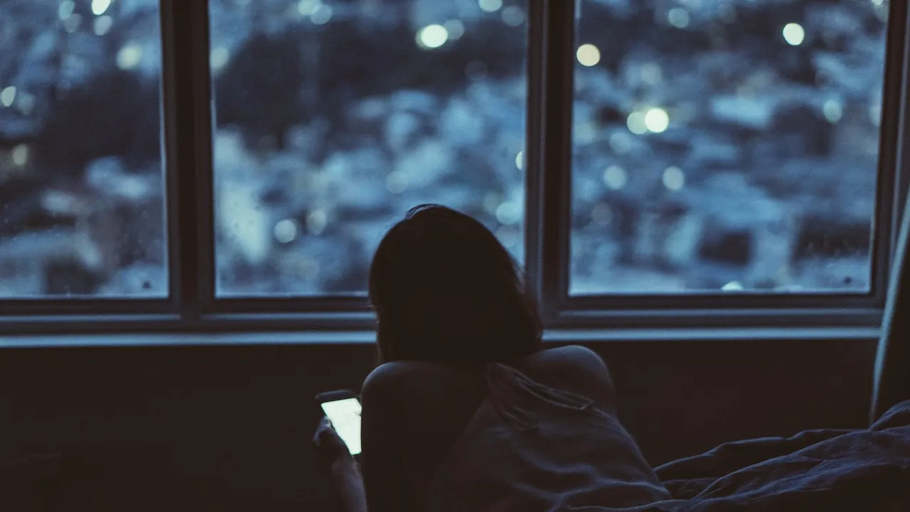 Phones and Chargers on the Nightstand Add Another Layer of Disruption (Image Credits: Pixabay)