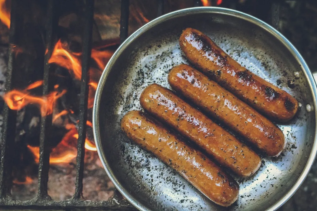 2. Breakfast Sausages: High Sodium Before 9 a.m. (Image Credits: Unsplash)