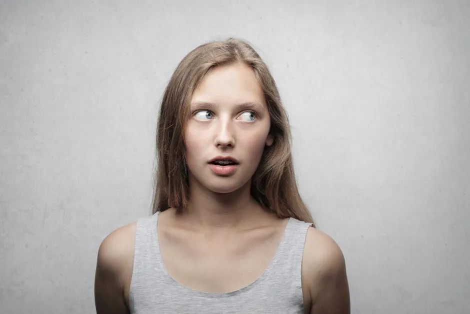 Eye-Rolling: The Micro-Habit That Carries Outsized Weight (Image Credits: Pexels)