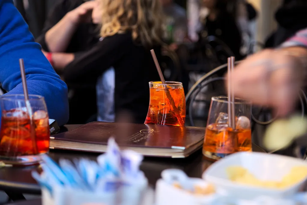 The Low-ABV Wave Fueling the Aperitivo Comeback (Strocchi, Flickr, CC BY-SA 2.0)