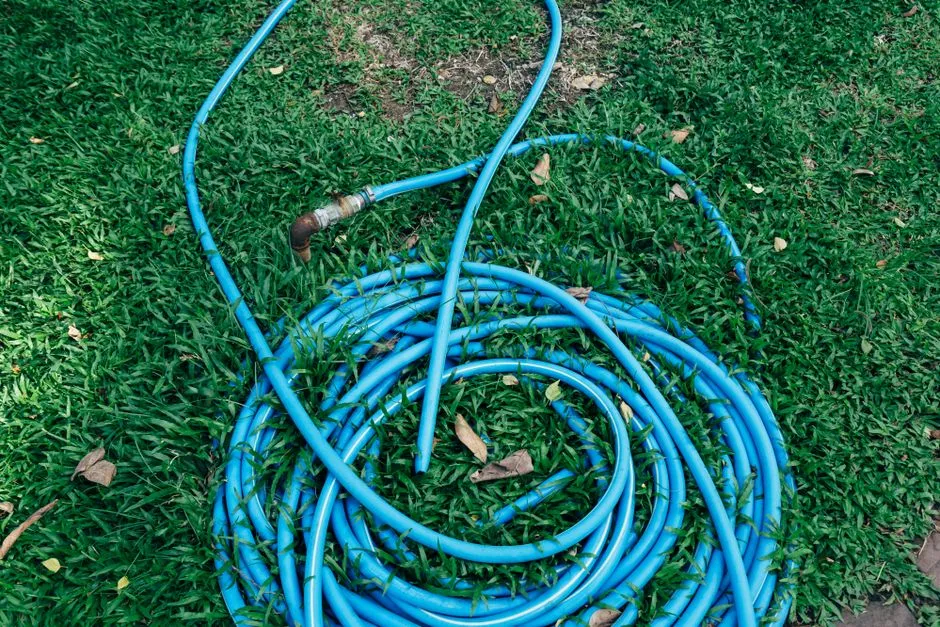 What Made Old Rubber Hoses Different (Image Credits: Pexels)