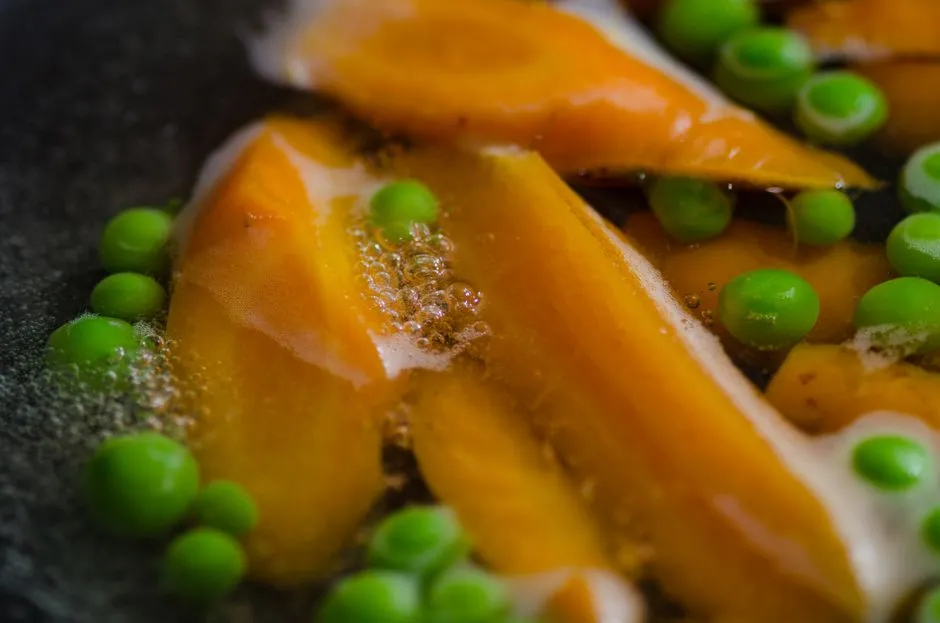 What Actually Happens When You Boil Vegetables (Image Credits: Pexels)