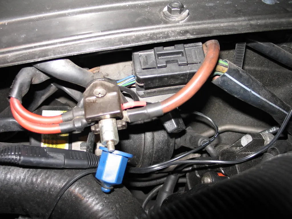 How to Protect Your Battery Going Forward (cosmic_spanner, Flickr, CC BY-SA 2.0)