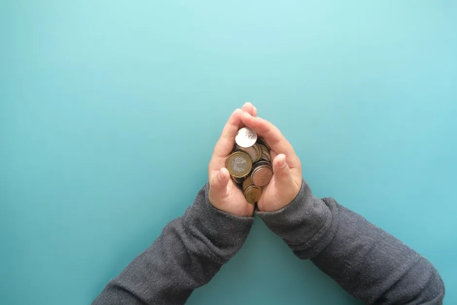 Why Most Allowances Accidentally Teach Spending (Image Credits: Pexels)