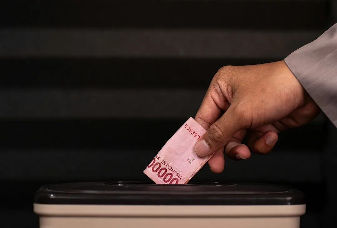 Qualified Charitable Distributions: The IRS's Best-Kept Secret (Image Credits: Unsplash)