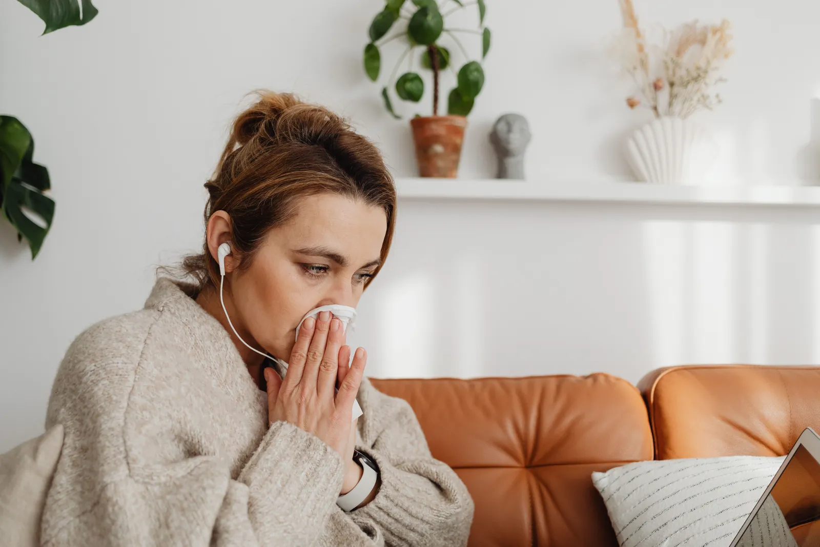 The Photic Sneeze Reflex: When Light Makes You Sneeze (Image Credits: Pexels)