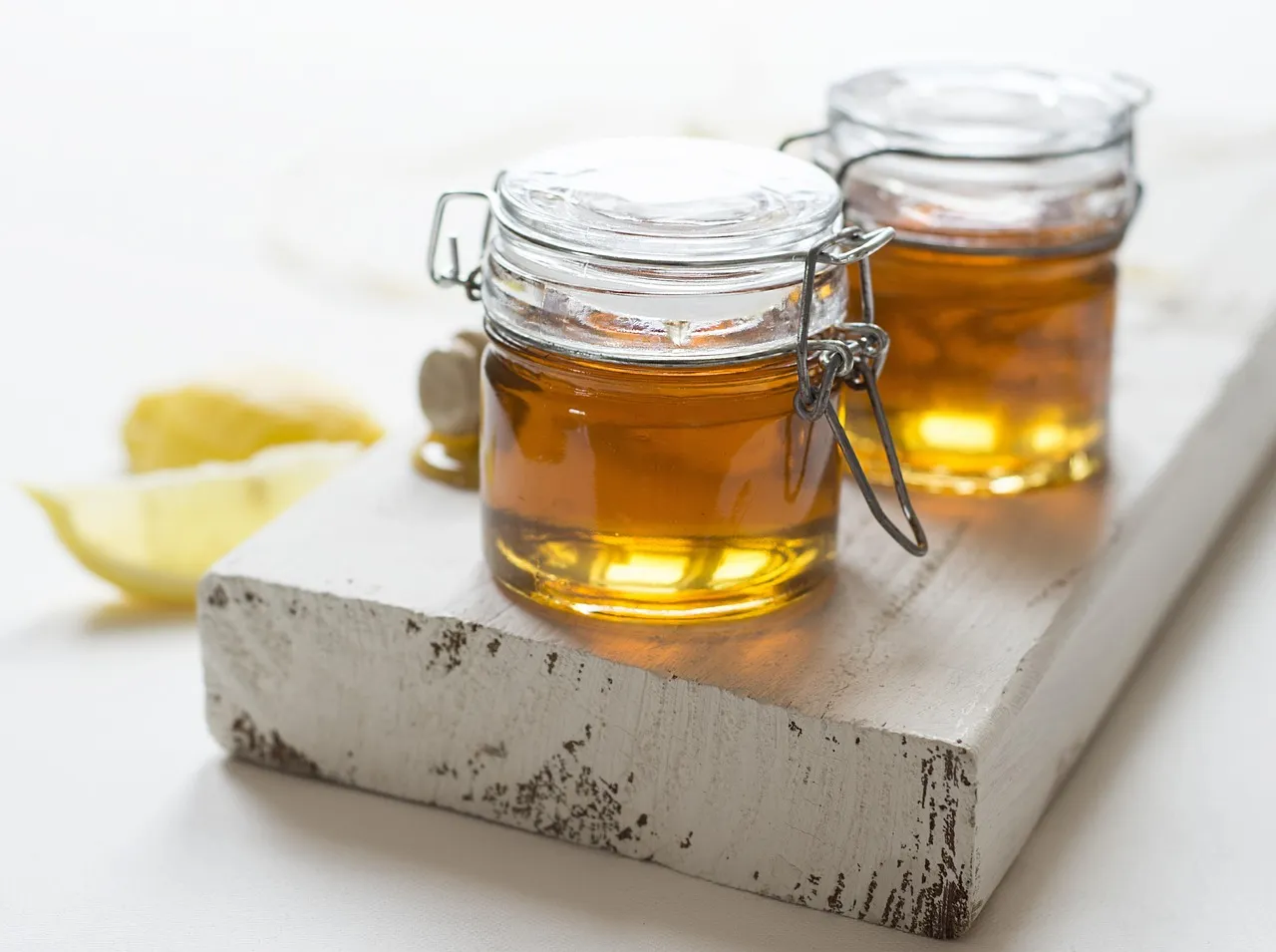 3. Honey: More Than a Sweetener (Image Credits: Pixabay)