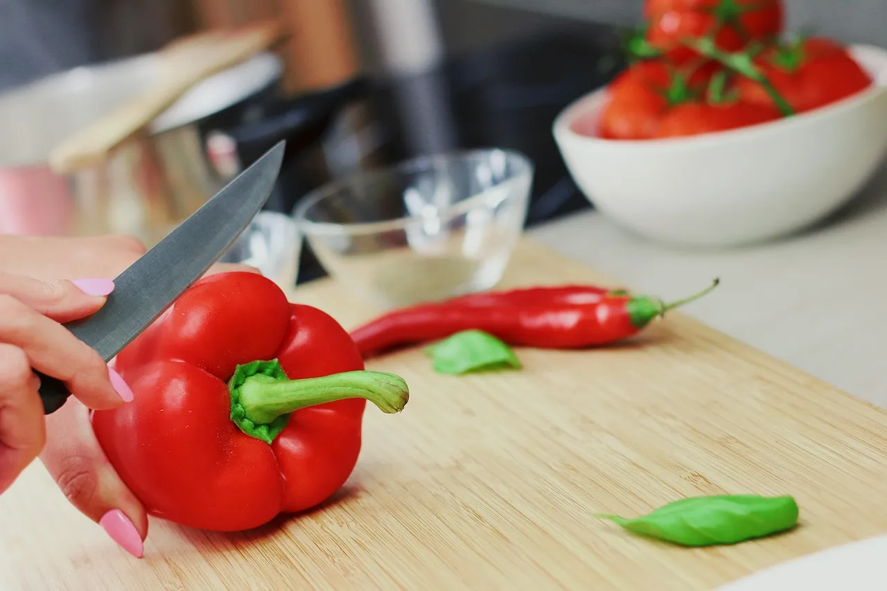 4. Red Bell Peppers: Low Potassium, High Nutrients (Image Credits: Pixabay)
