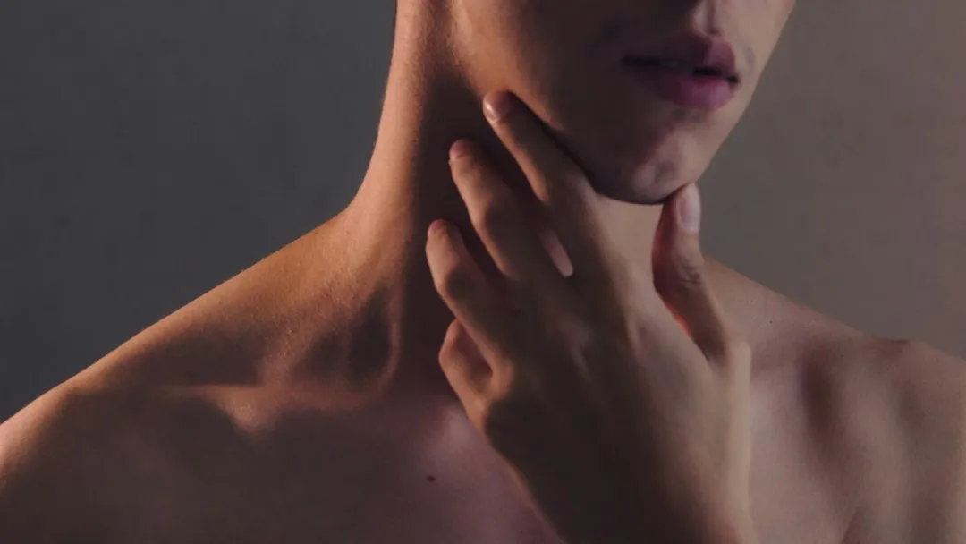 Thyroid Trouble: When the Internal Furnace Runs Low (Image Credits: Unsplash)