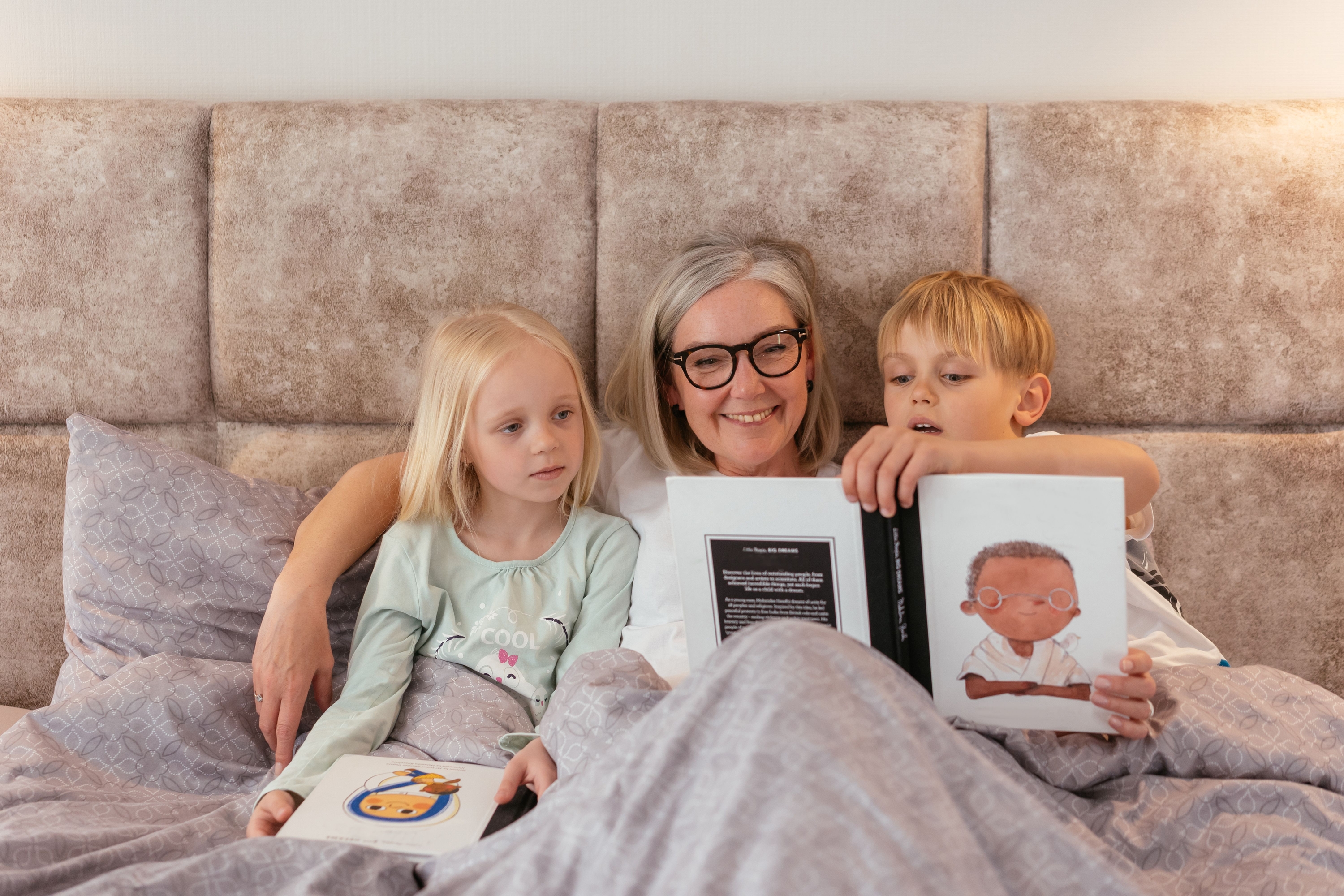 9 Vintage Family Traditions Worth Reviving This Year