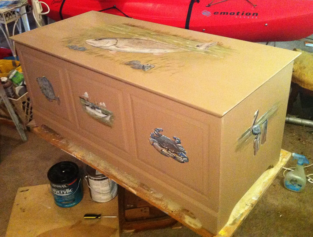 Hand-Painted as a Luxury, Not Just a DIY Fix (Patrick Feller, Flickr, CC BY 2.0)
