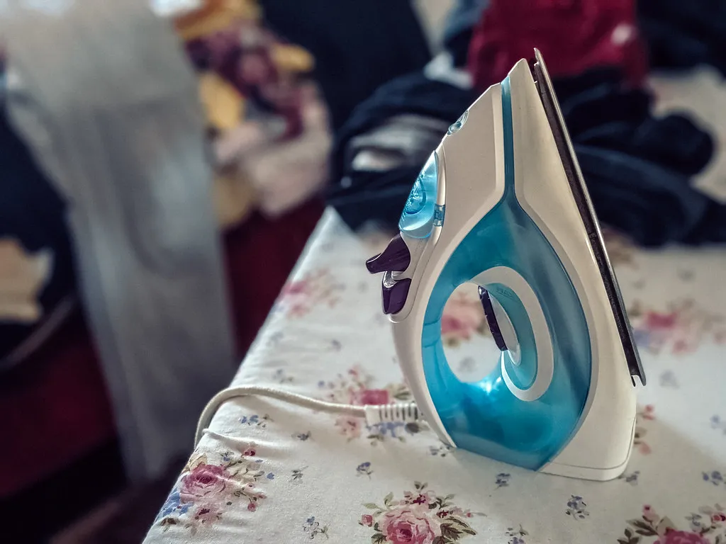 The Problem with Modern Steamers on Heavy Fabrics (Ivan Radic, Flickr, CC BY 2.0)