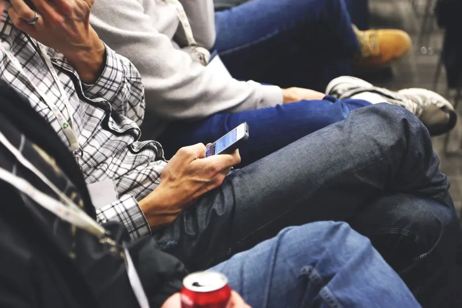 7. Delivery Failure and Package Notification Emails (Image Credits: Pexels)