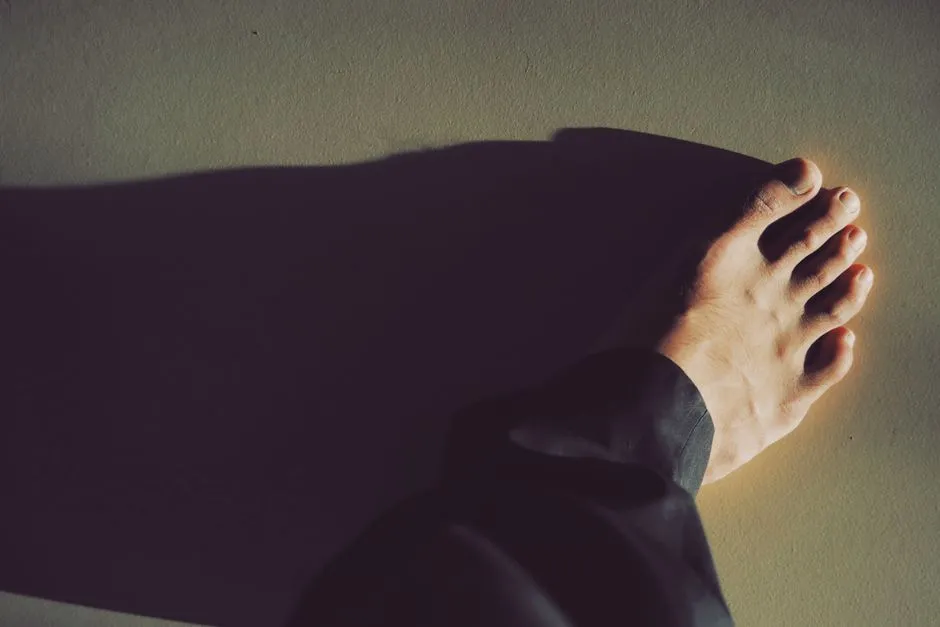 The Distal-Proximal Temperature Gradient and Sleep Onset (Image Credits: Pexels)
