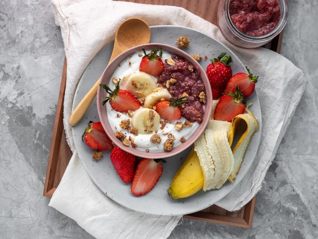 5. Yogurt With Fruit Mixed In (Image Credits: Unsplash)