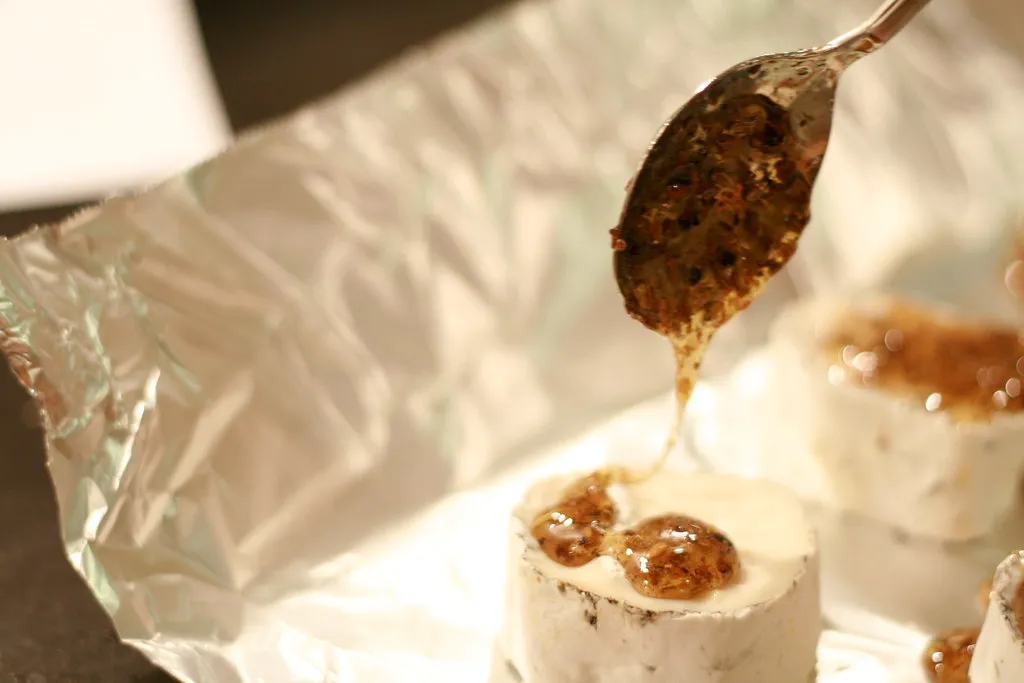 Honey and Blood Sugar: A More Nuanced Picture (missy & the universe, Flickr, CC BY 2.0)