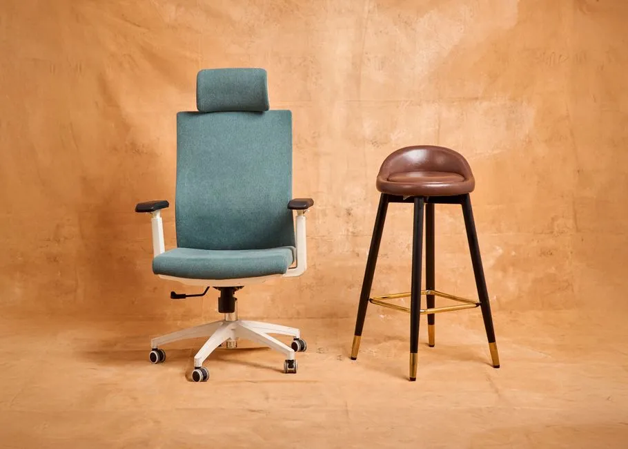 Incorrect Chair Height Was Among the Most Common Home Office Problems Found in Research (Image Credits: Pexels)