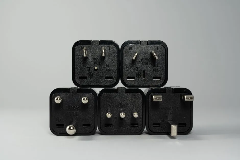 The Outlet with Loose or Poorly Fitted Plugs (Image Credits: Pexels)
