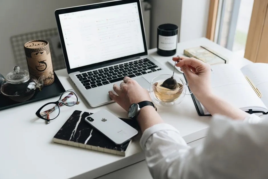 A Habit That Reflects a Broader Shift in How We Think About Remote Work (Image Credits: Pexels)