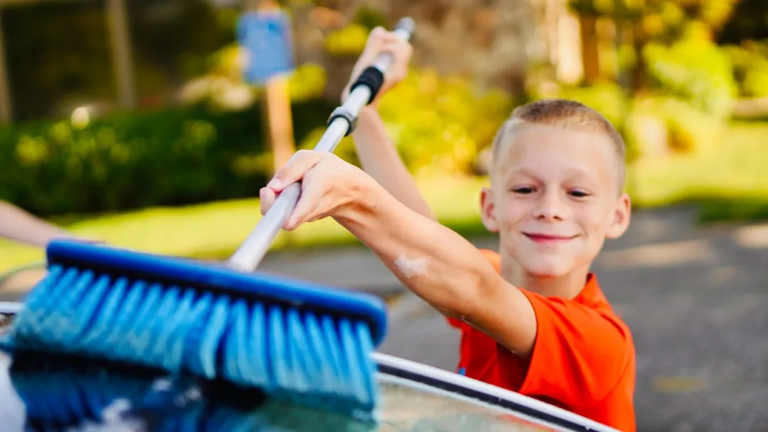 Chores and Allowance: Separate or Connected? (Image Credits: Unsplash)