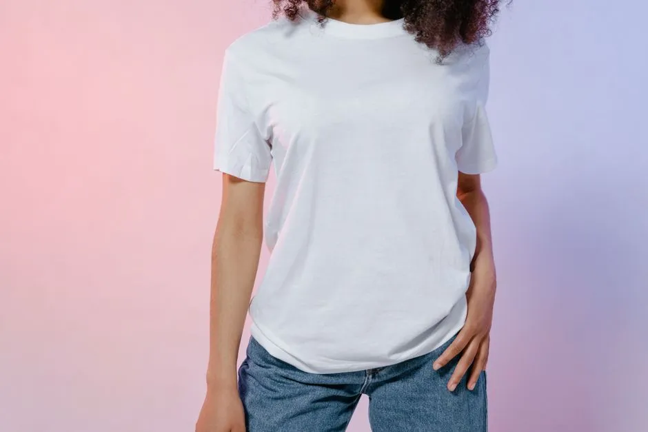 The Capsule Wardrobe Connection (Image Credits: Pexels)