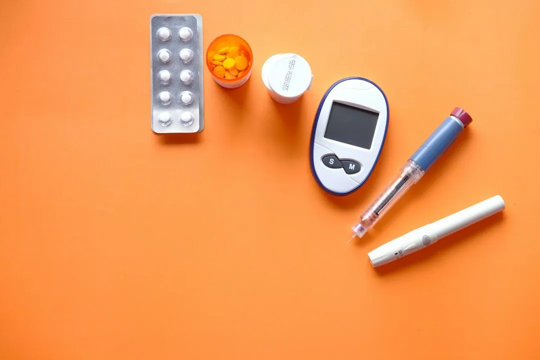 Low Blood Sugar: The Hunger Shiver (Image Credits: Unsplash)