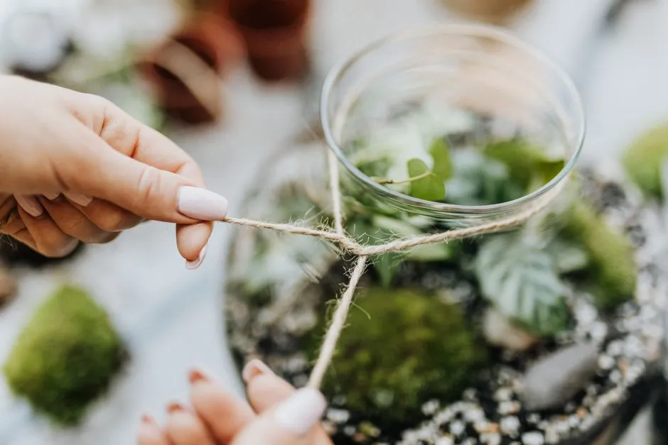 3. Tying Vines Too Tight (Image Credits: Pexels)