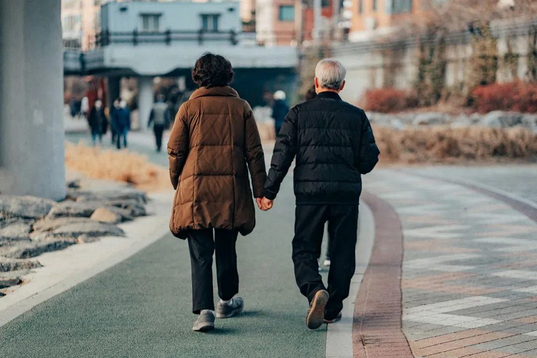 Walking Speed as a Vital Sign (Image Credits: Unsplash)