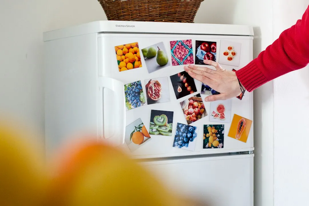 Turning the Fridge Check into a Habit (Image Credits: Unsplash)