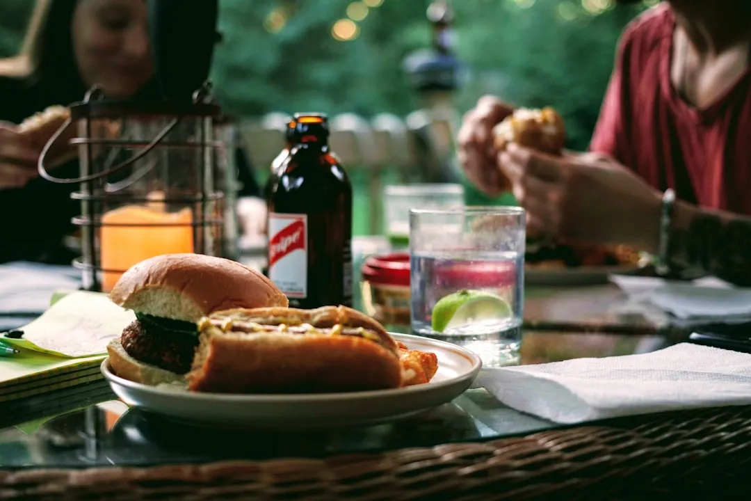 Why Sharing A Meal Outdoors Actually Changes How We Feel (Image Credits: Unsplash)
