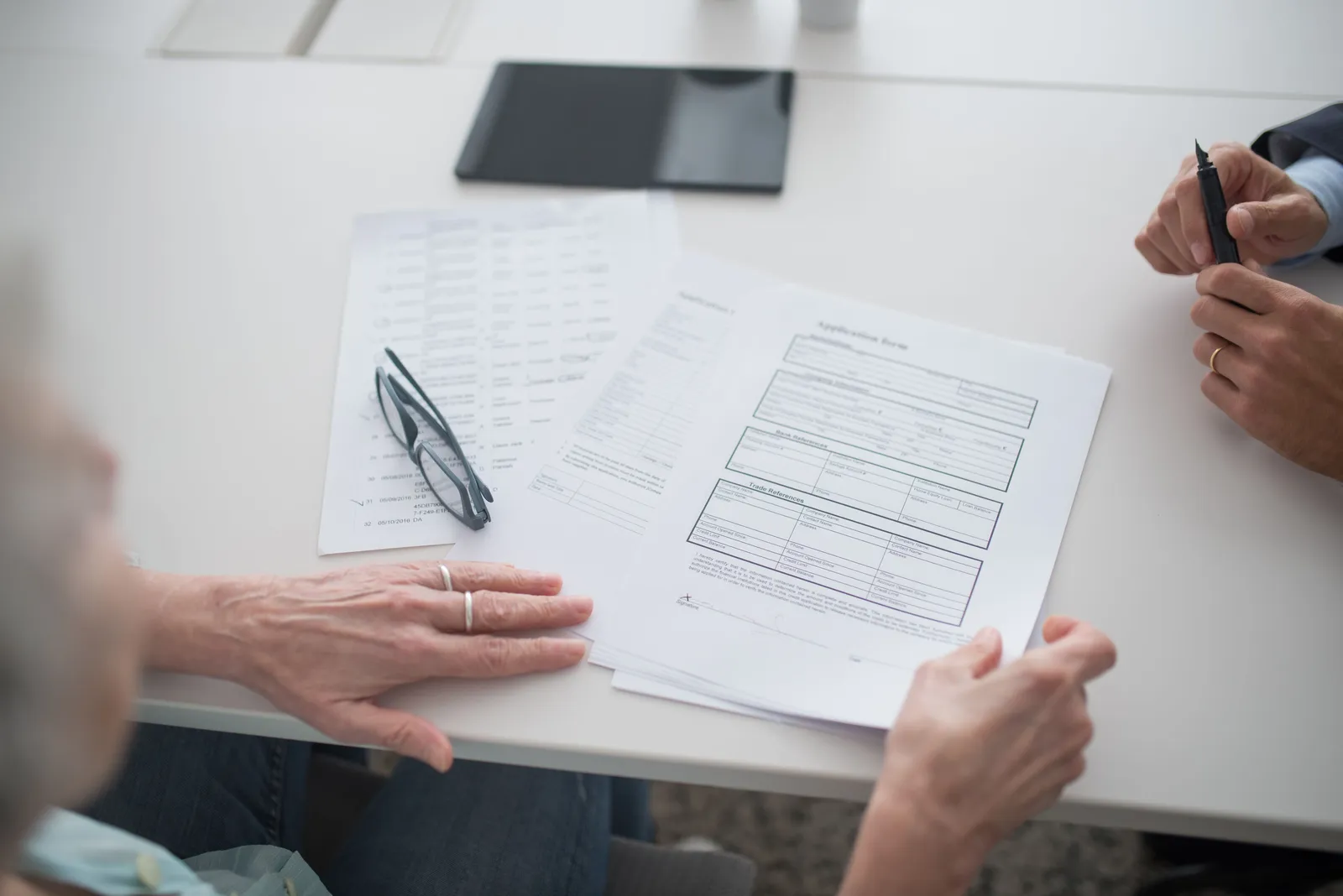 3. Sort Out Healthcare Coverage Before a Gap Appears (Image Credits: Pexels)