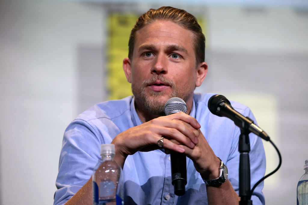 Charlie Hunnam – The English Rebel Playing American Outlaws (Image Credits: Flickr)