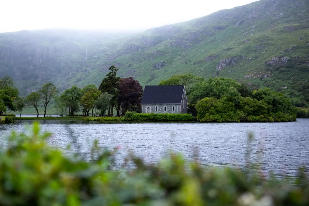 Ireland: A hundred thousand welcomes, literally (Image Credits: Unsplash)